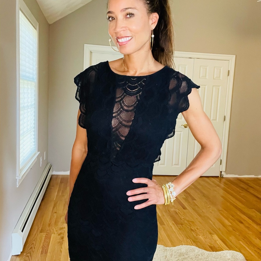 Elegant Black Lace Mini Dress
